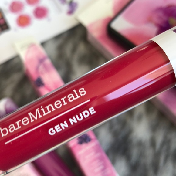 BareMinerals Floral Utopia Collection - Picture 3 of 7